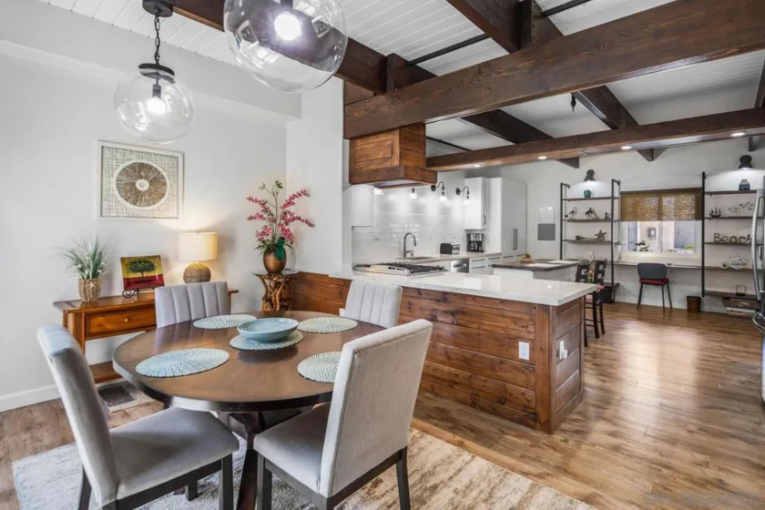 835 D Avenue #2 photo 1