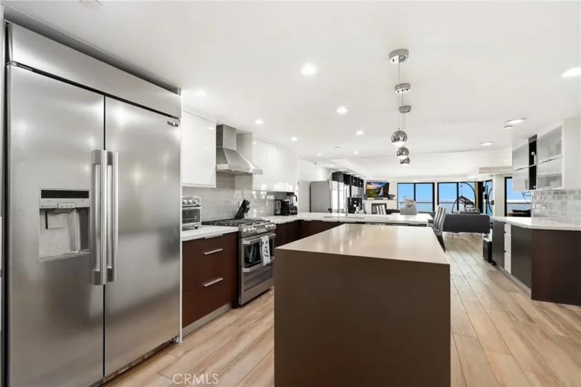410 Corto Lane #E photo 5