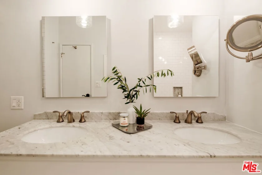14569 Benefit Street #209 photo 11