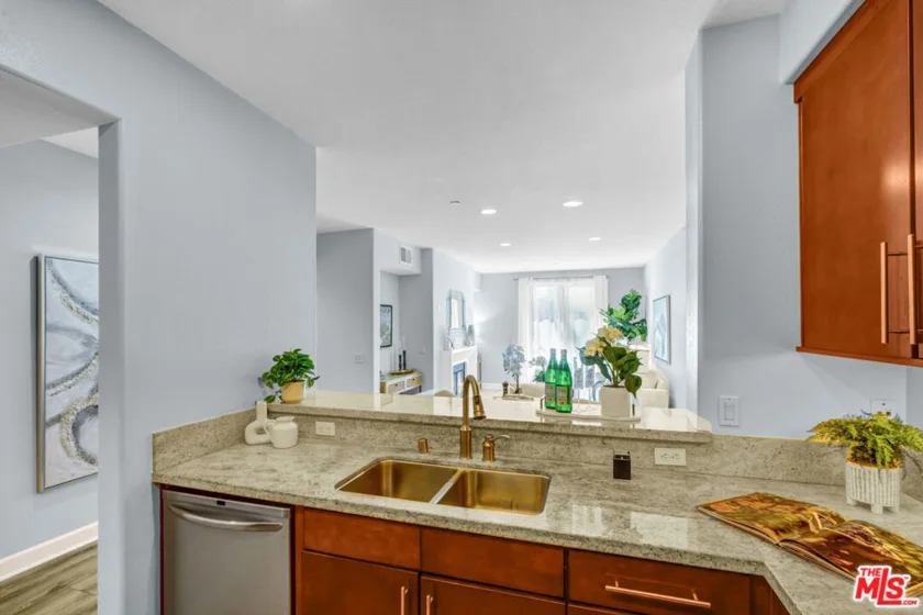 14412 Killion Street #205 photo 7