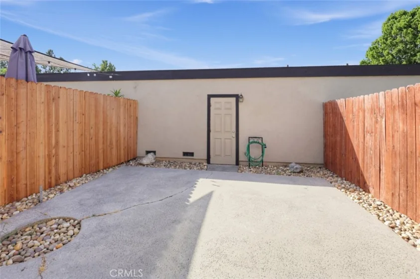 7043 Fulton Way photo 31