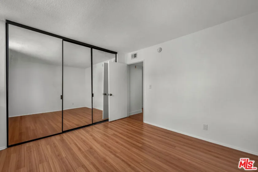 1312 S Saltair Avenue #319 photo 4