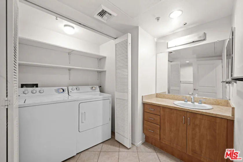 267 S San Pedro Street #508 photo 16