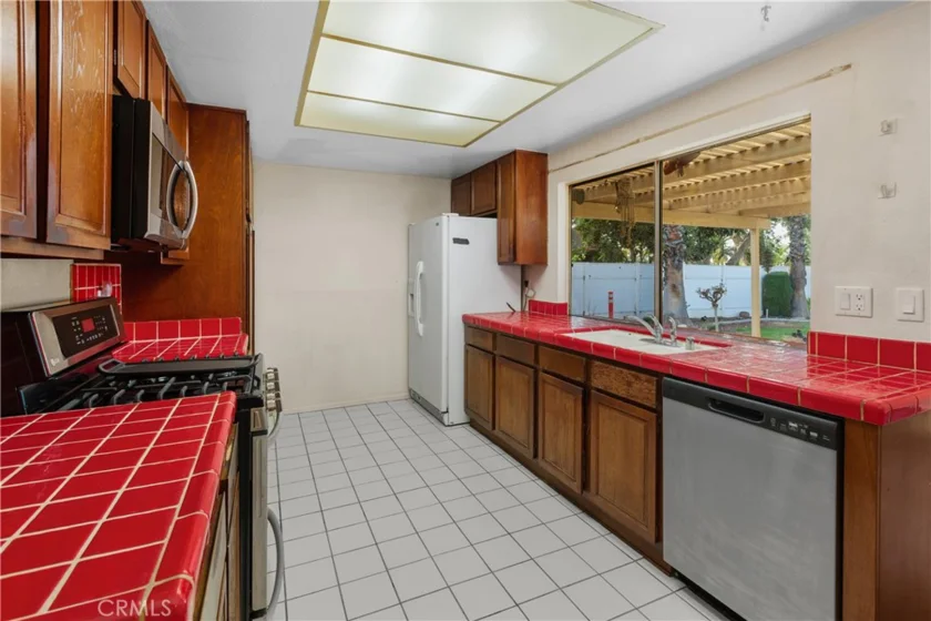 6631 Wintertree Drive photo 17