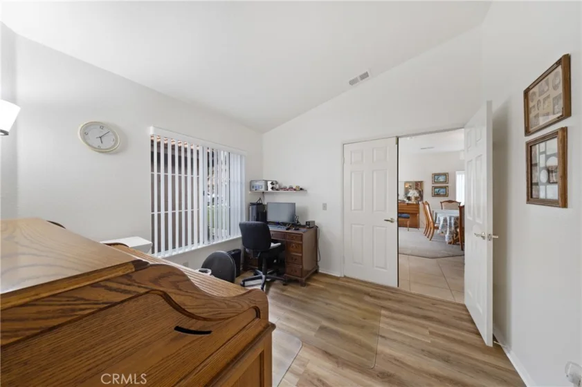 39560 Glenwood Court photo 18