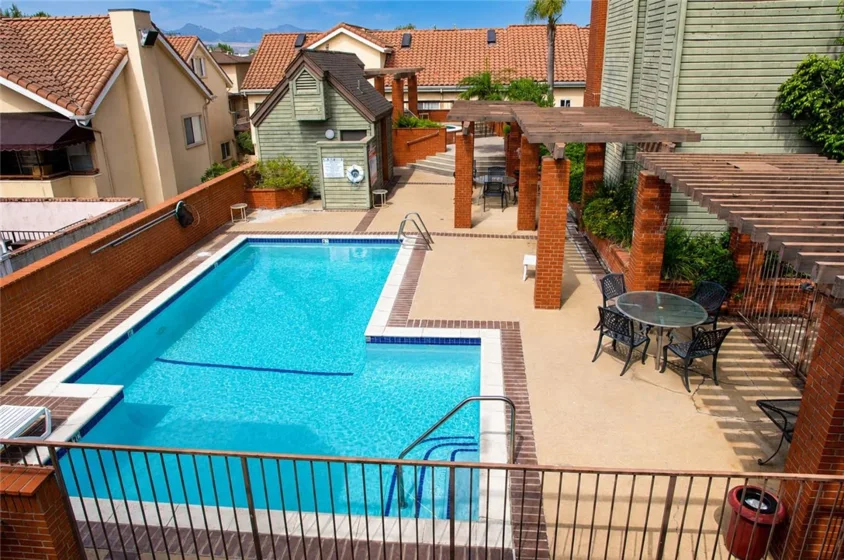 1313 Valley View #202 photo 23