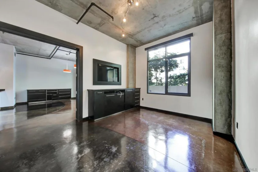1050 Island #211 photo 23