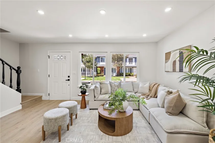 108 Danbury photo 3