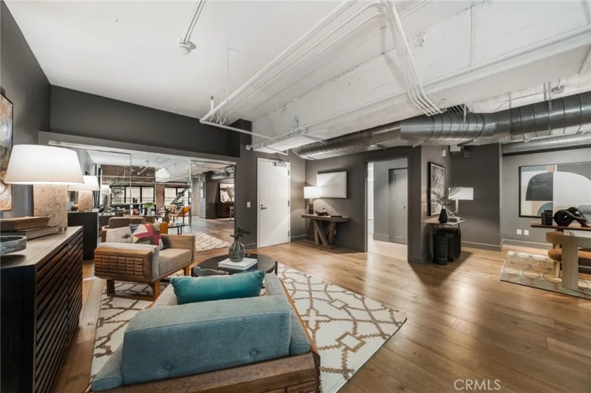 835 Locust Avenue #211 photo 4