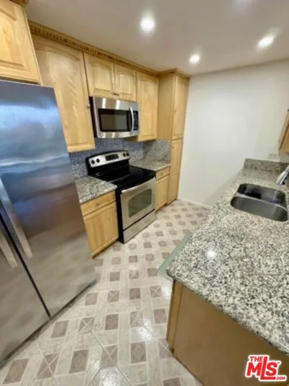 10535 Wilshire Boulevard #1610 photo 10