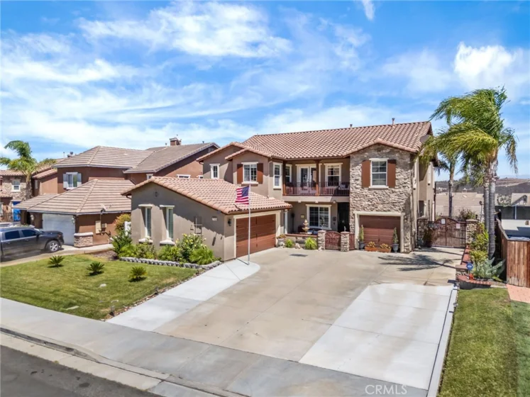 27488 Murrieta Oaks photo 1