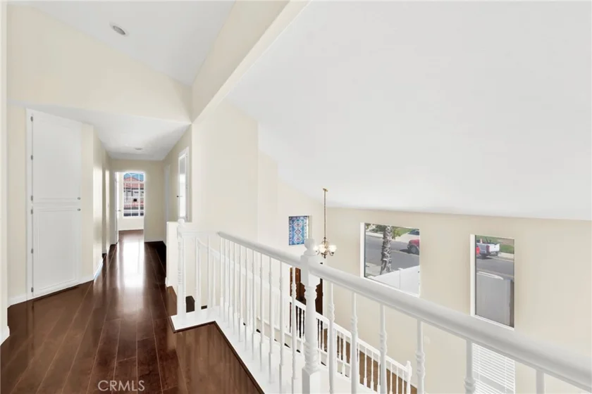39909 Via Castana photo 10