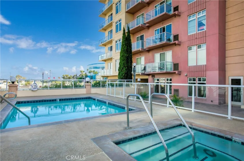 388 E Ocean Boulevard #1415 photo 32