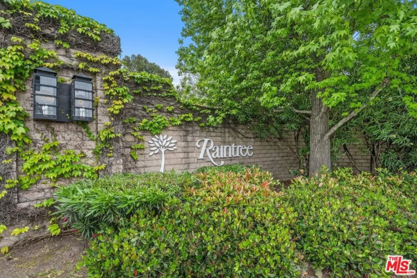 1211 Raintree Circle photo 13