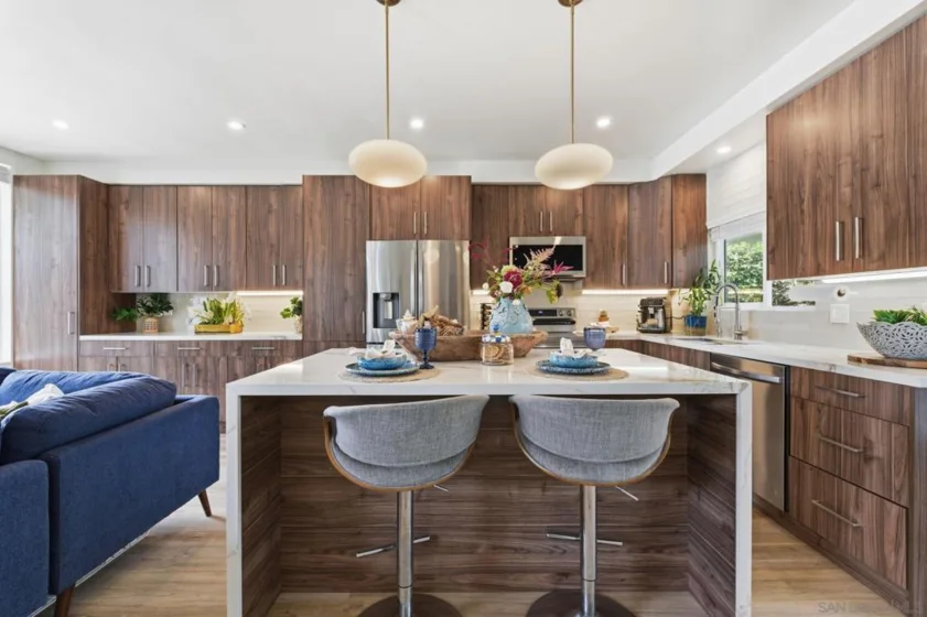 404 Bonair Street photo 5