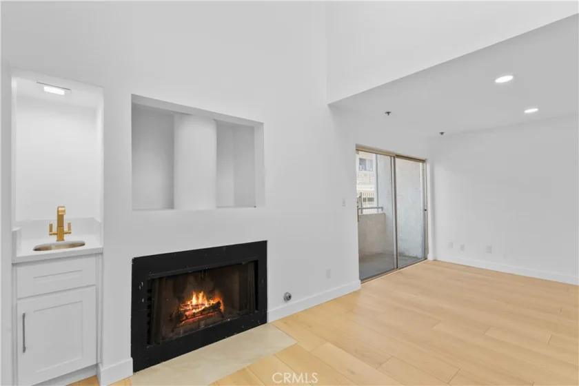 6036 Hazelhurst #c photo 14