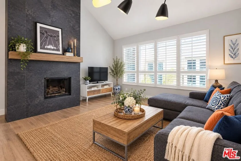 1412 N Crescent Heights Boulevard #203 photo 2