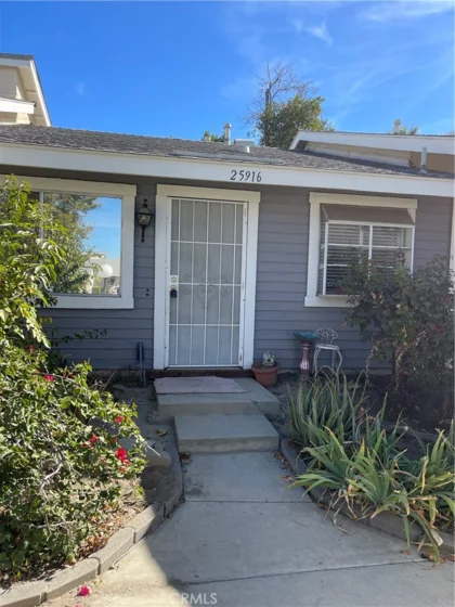 25916 Baylor Way photo 1