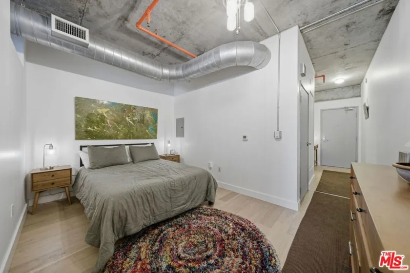 645 W 9th Street #406 photo 14