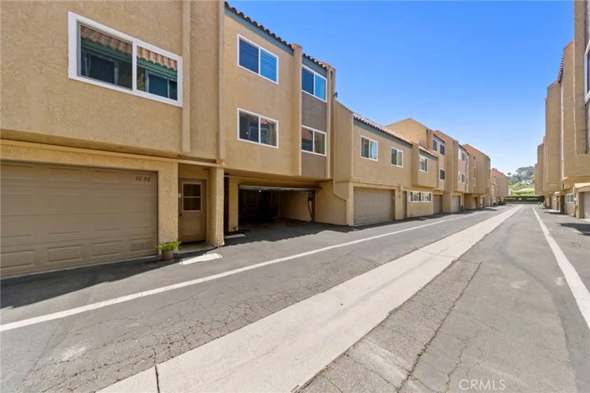 1028 Palo Verde Avenue photo 27