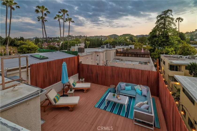 14919 Dickens Street #107 photo 1