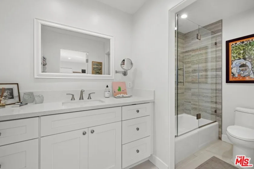 6795 Las Olas Way photo 11