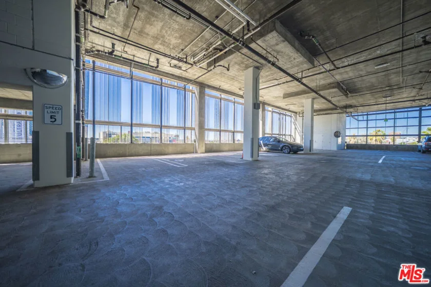 889 Francisco Street #2610 photo 27