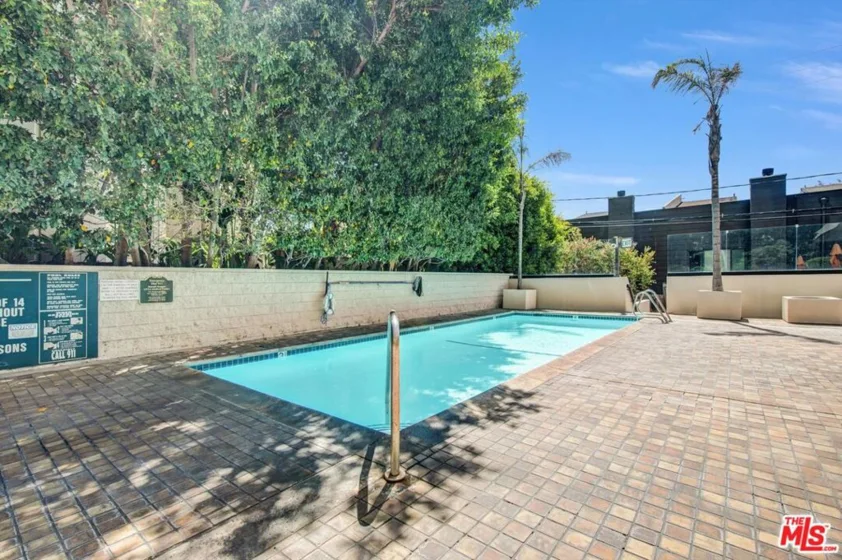 10790 Wilshire Boulevard #404 photo 32