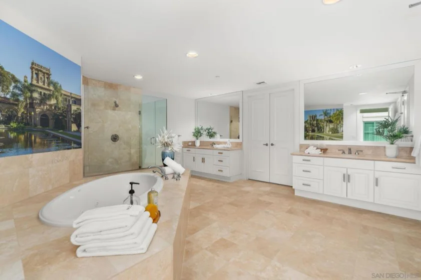 2500 6th Avenue #PH5 photo 29