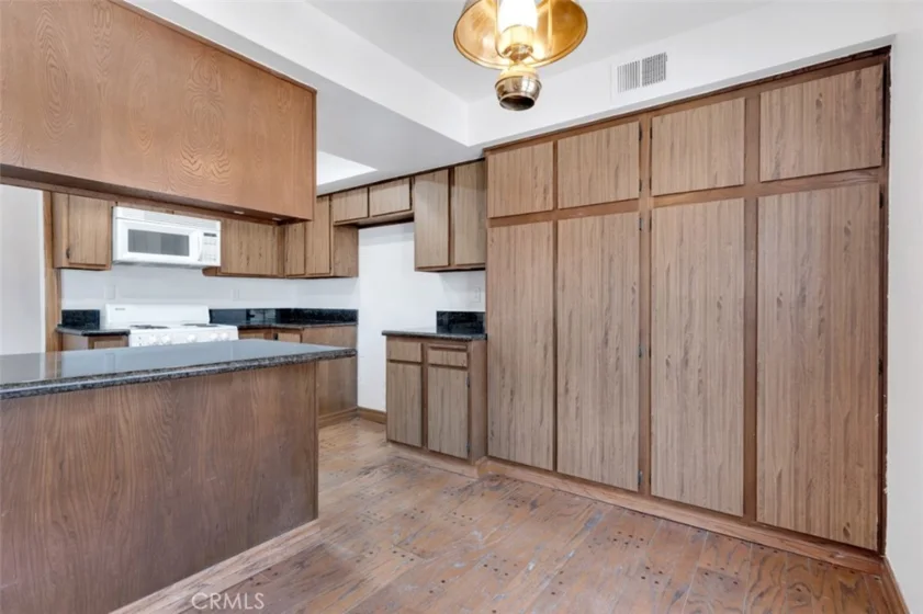 230 Bethany Road #211 photo 16