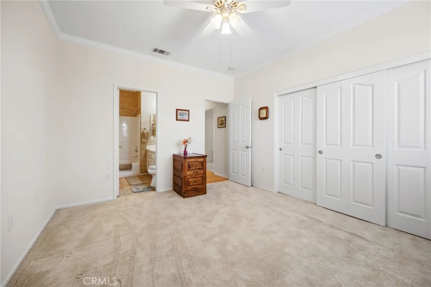 30102 Iron Horse photo 20