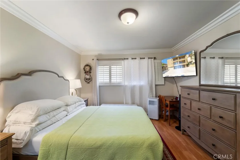 551 W Stocker Street #3 photo 16