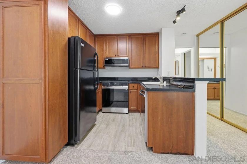 1801 Diamond Street #324 photo 2
