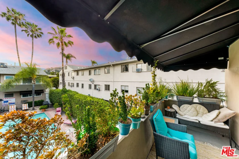 1330 N Crescent Heights Boulevard #16 photo 24