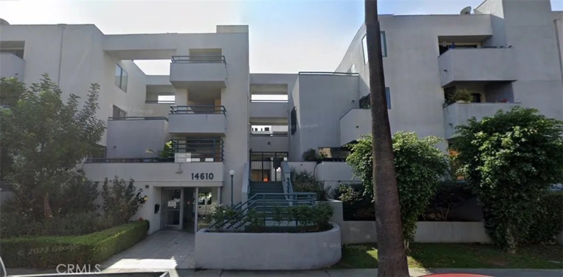 14610 Erwin Street #104 photo 1