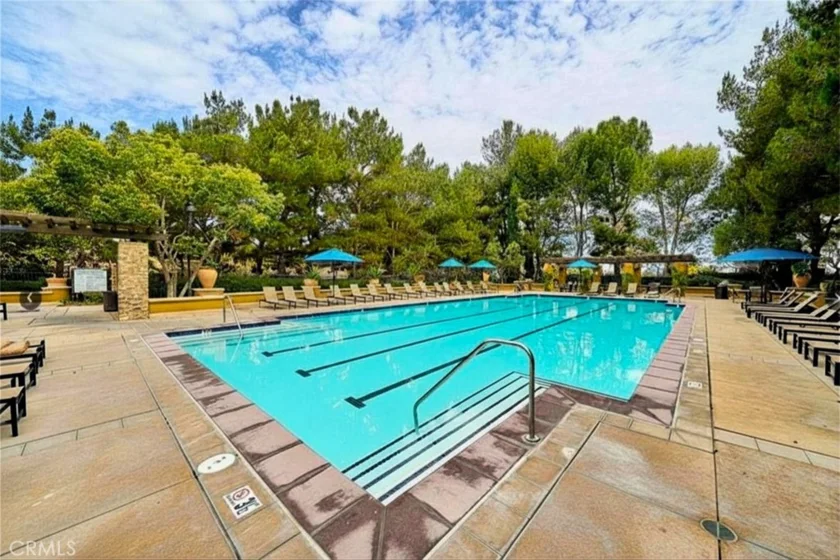231 Lonetree photo 19
