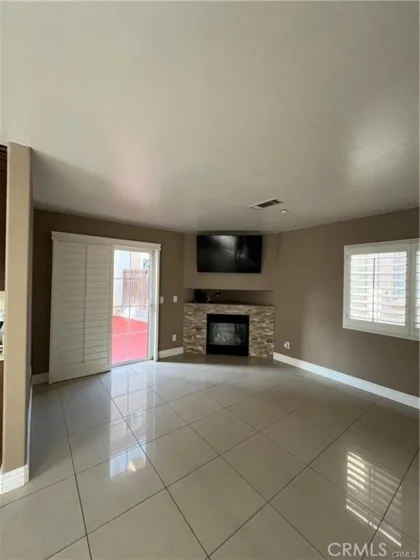 13775 Glenoaks #8 photo 3