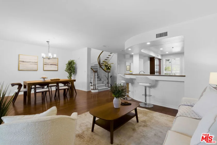 13031 Villosa Place #142 photo 3