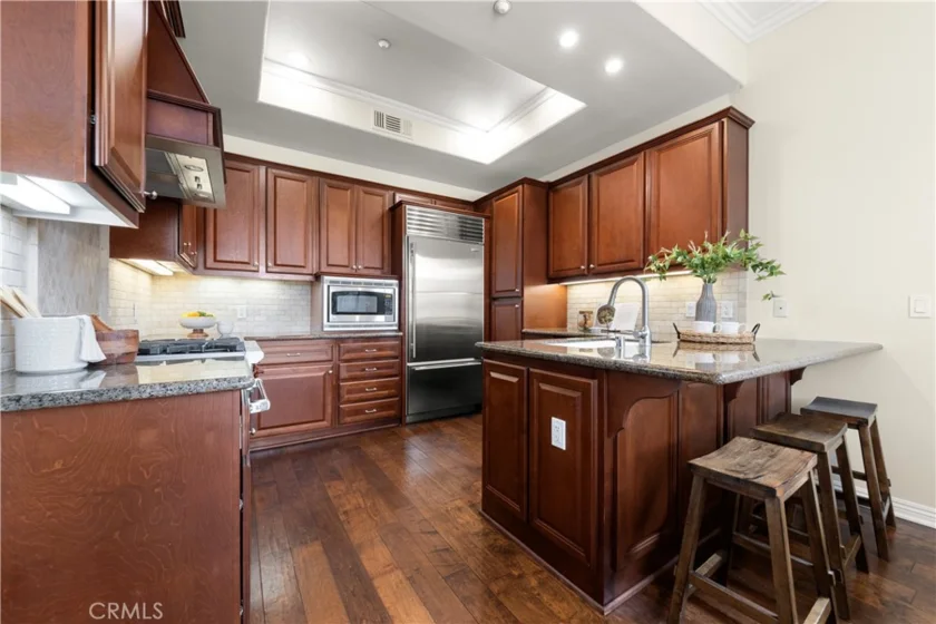 401 Bernard Street #409 photo 14