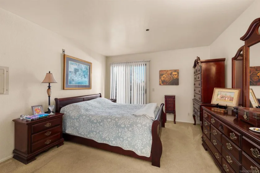 5649 Lake Park #102 photo 14