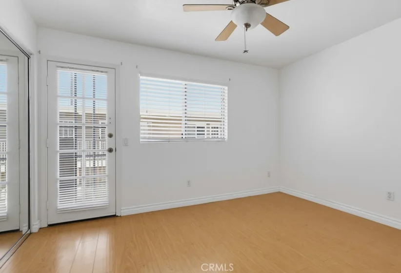 1355 Loma Avenue #311 photo 36