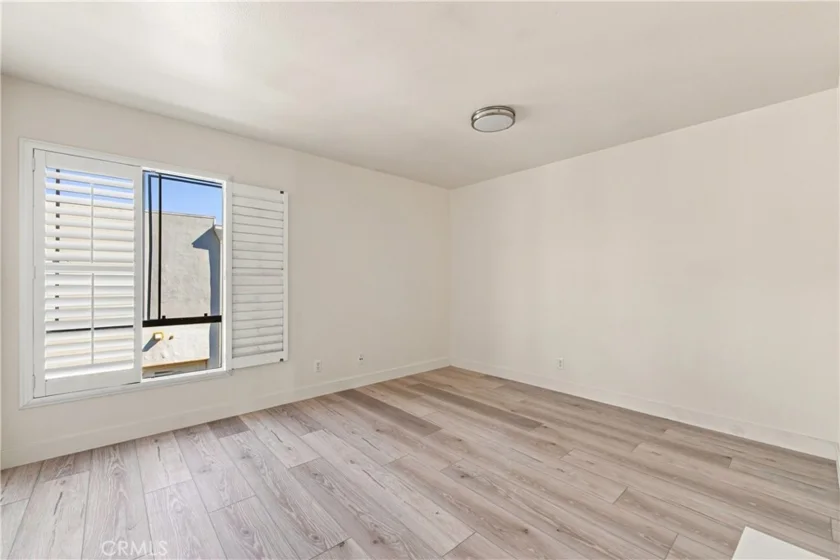 12700 Josephine photo 49