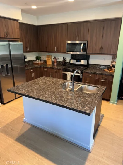 4260 Powell Way #118 photo 6