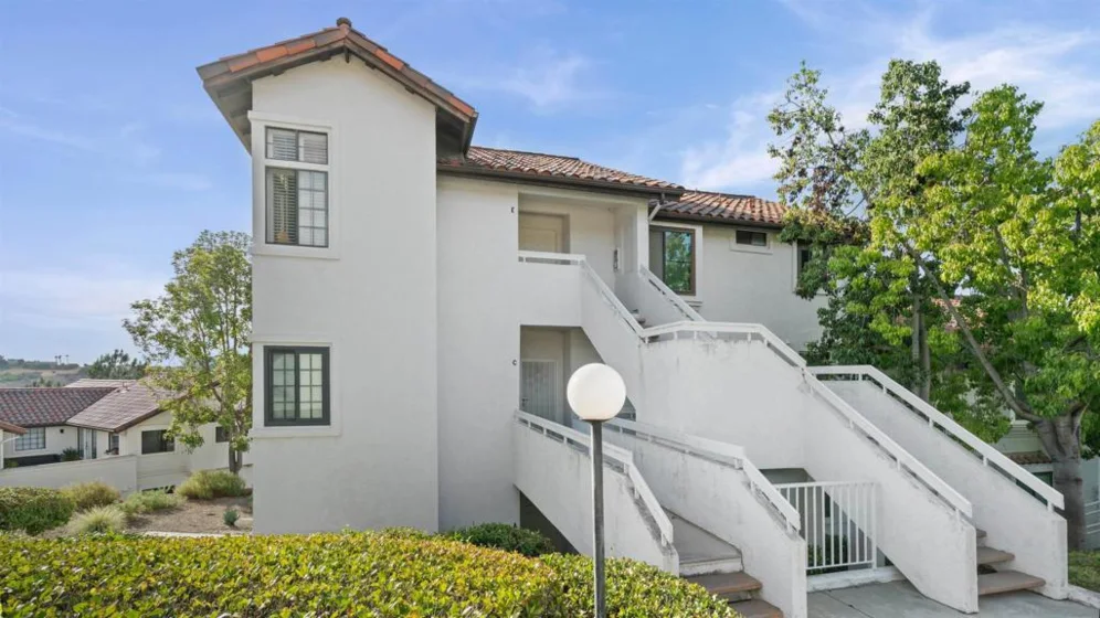 16424 Avenida Venusto #C photo 33
