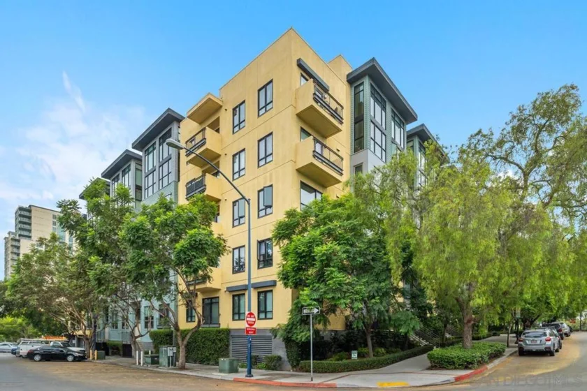 889 Date Street #448 photo 1