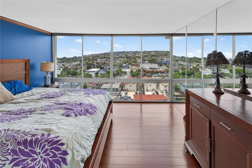 4944 Cass Street #1101 photo 17