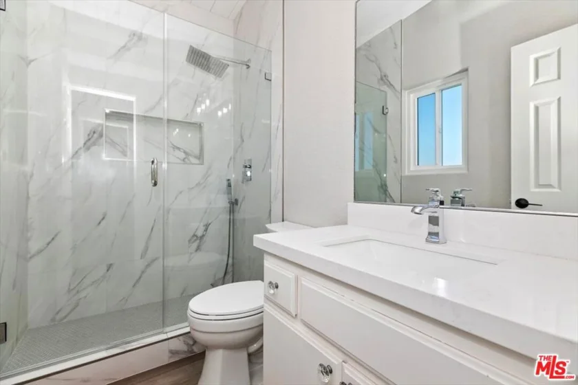 1610 Seacoast Drive #D photo 29
