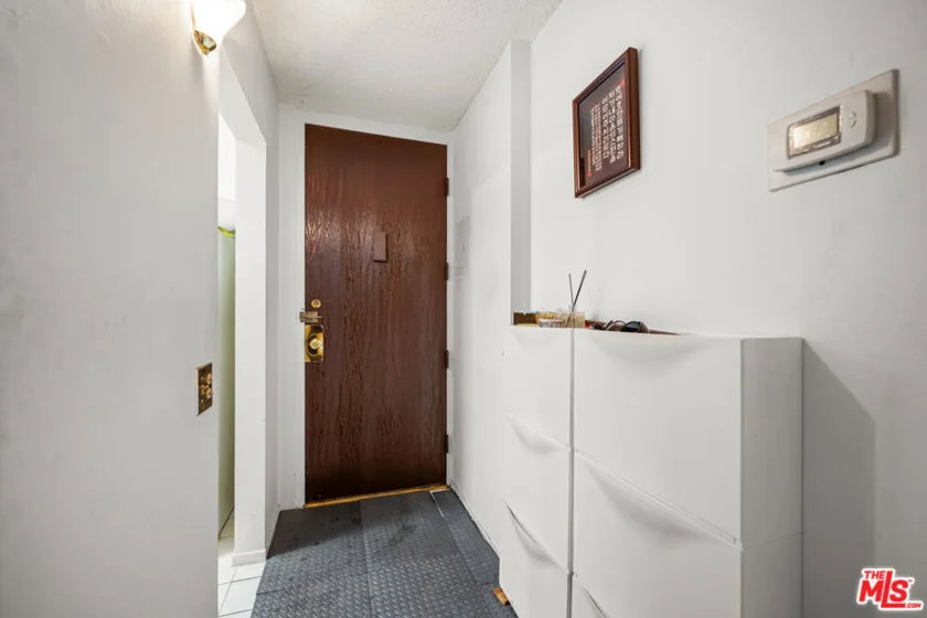 421 S La Fayette Park Place #311 photo 2