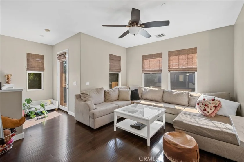 26287 Iris Avenue #F photo 8