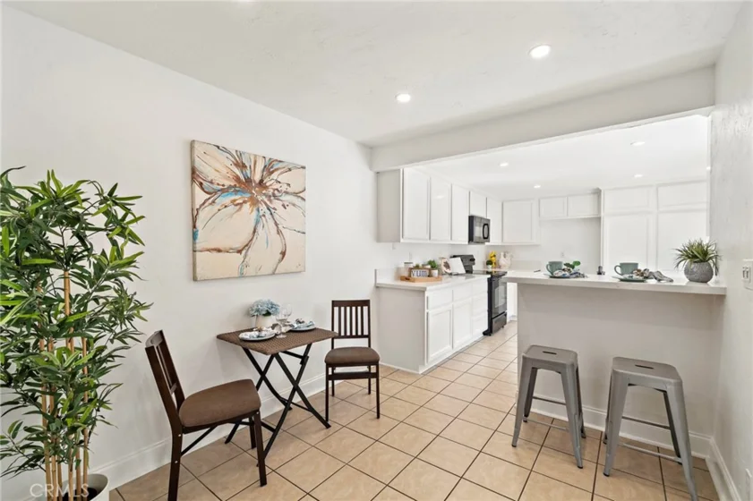 4902 Pearce photo 8